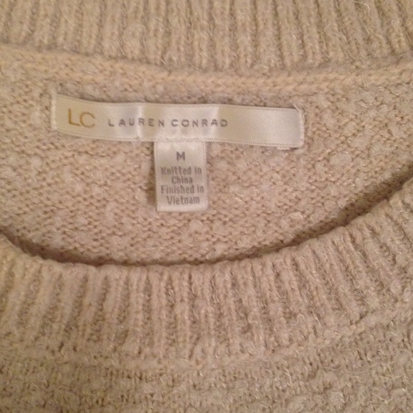Softest sweater ever - Picture 2 of 2