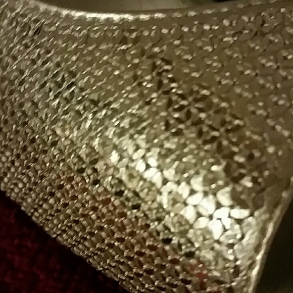 Shoes - Picture 3 of 4