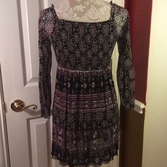 🎉Purple black and white out on the town tunic top - Picture 4 of 4