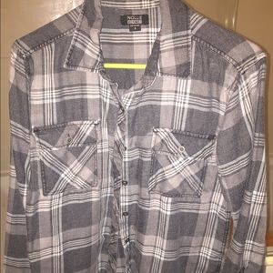 Pacsun Nollie Flannel size small, like new