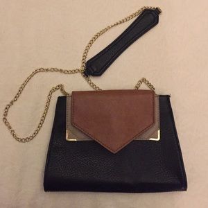 Danielle Nicole Alexa Crossbody Handbag