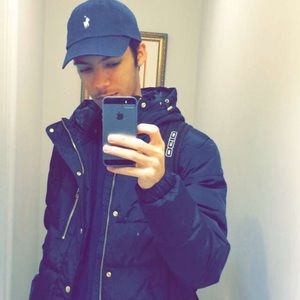 Meet your Posher, Carlos