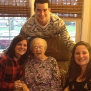 Meet your Posher, Annie