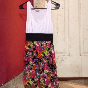 Short strapless dress