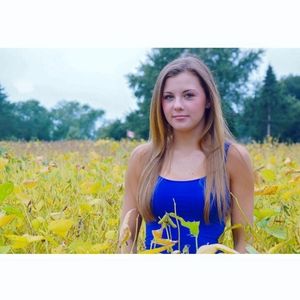 Meet your Posher, Tiffany