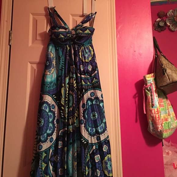 Blue flowers - Picture 1 of 2