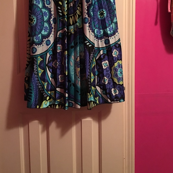 Blue flowers - Picture 2 of 2