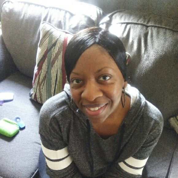 Meet your Posher, Malica - Picture 1 of 1