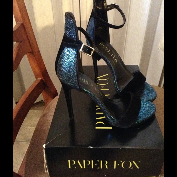 Paper Fox blue metalic heels