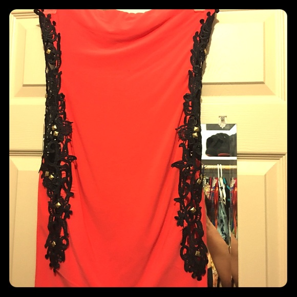 Sleeveless mini dress with lots of detail