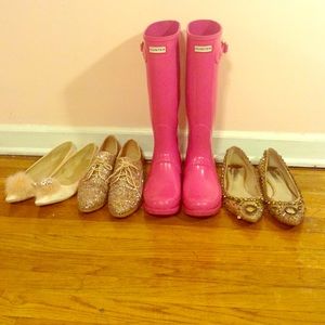 Bubble gum pink hunter boots