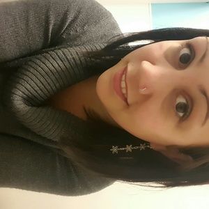 Meet your Posher, Felisha