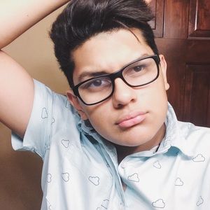 Meet your Posher, Agu