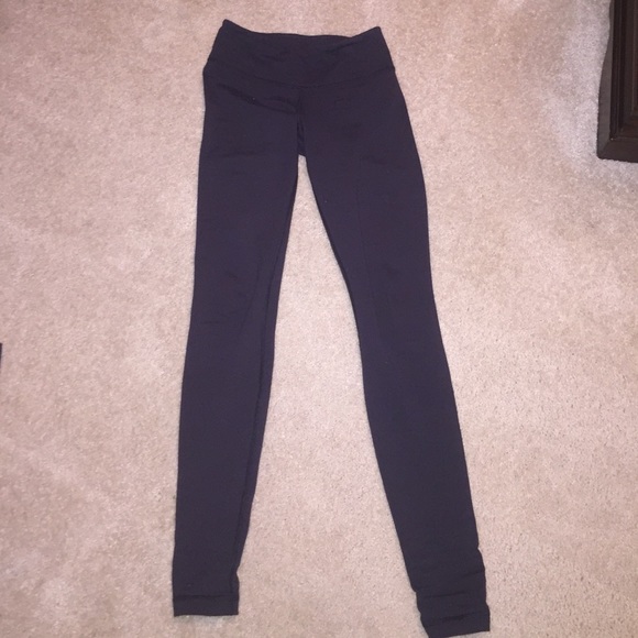 lululemon athletica Pants - Wunder under leggings