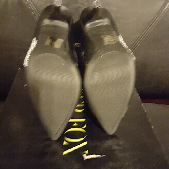Paper Fox New black booties - Picture 3 of 3