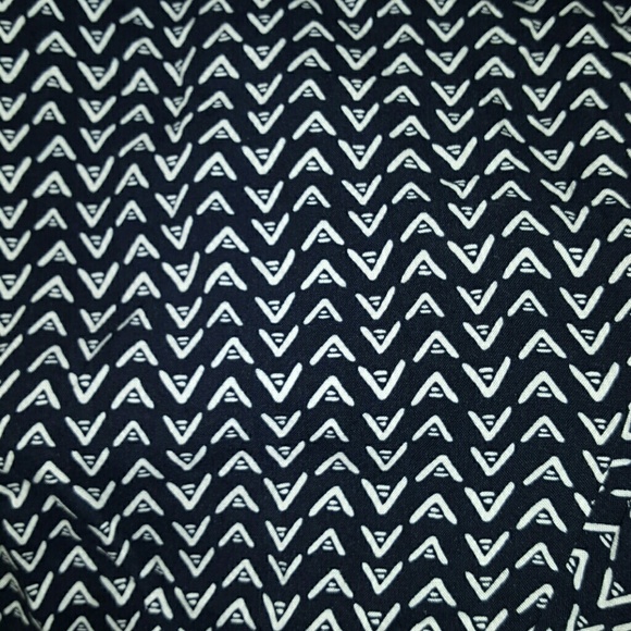 *SOLD IN BUNDLE* - Picture 3 of 3