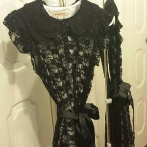 Lace black dress