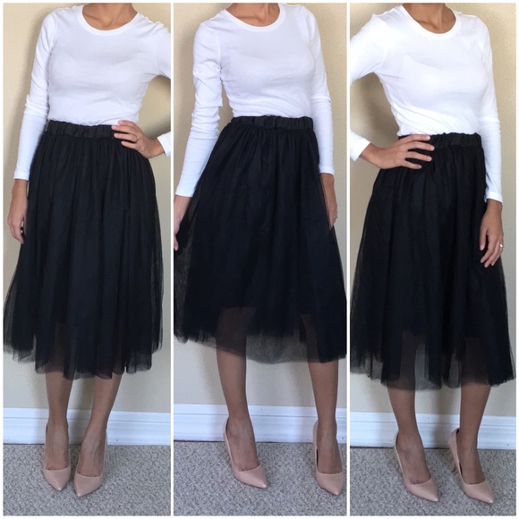 Dresses & Skirts - Black tulle skirt