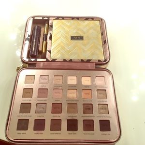 Tarte Light of the Party Collector's Make-up Case