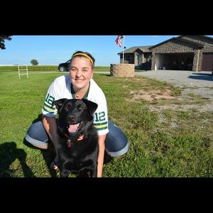 Meet your Posher, Courtney