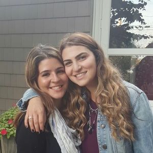 Meet your Posher, Cassandra