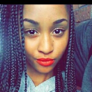 Meet your Posher, Alexus