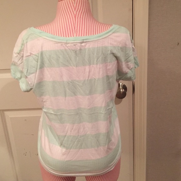 shirt - Picture 2 of 2