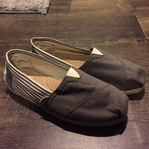 TOMS Ash University Rope Sole Women Classics