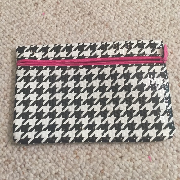 Cosmetics bag