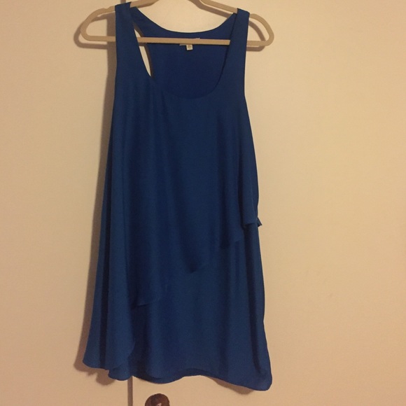 blue flowy dress