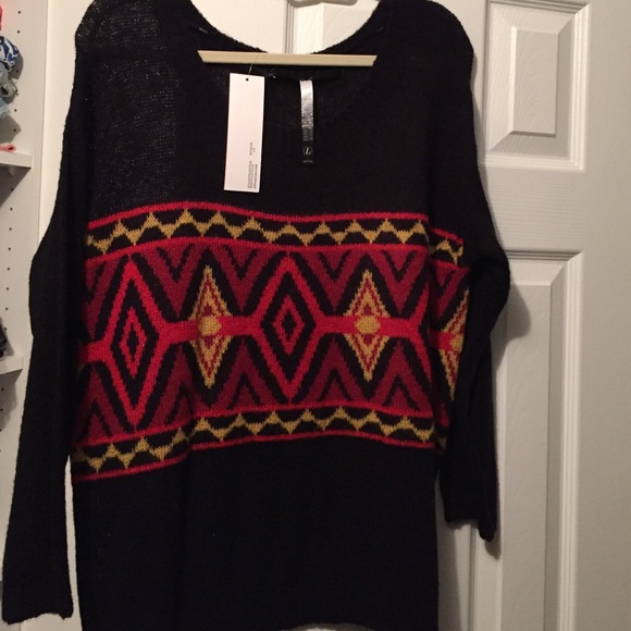 Kensie sweater.  Size large. New with tag