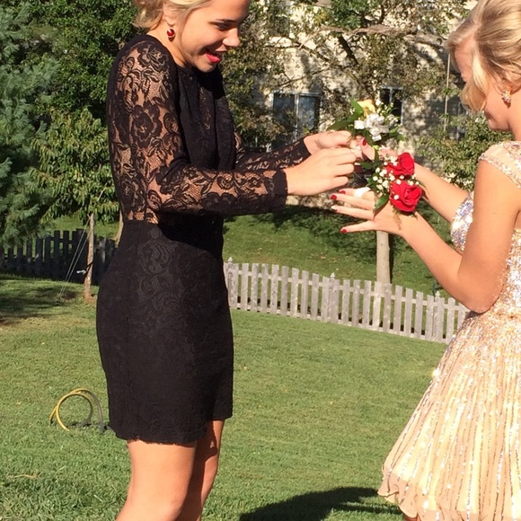 Black homecoming dress - Picture 4 of 4