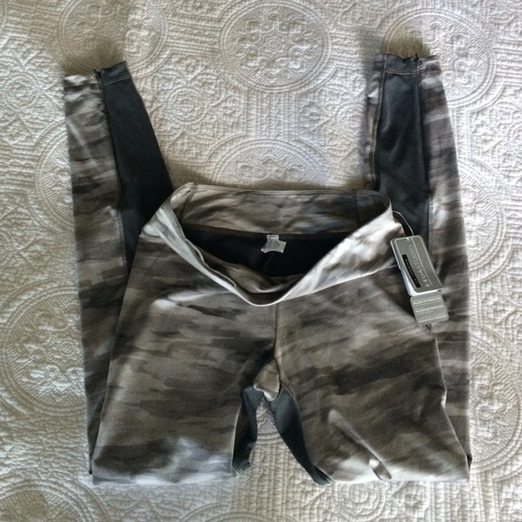 Under Armour studio legging - Picture 2 of 4