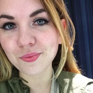 Meet your Posher, Rebecca