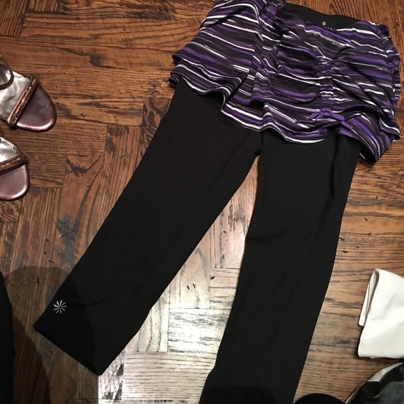 Athleta Pants - Athleta cropped leggings