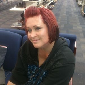 Meet your Posher, Dee