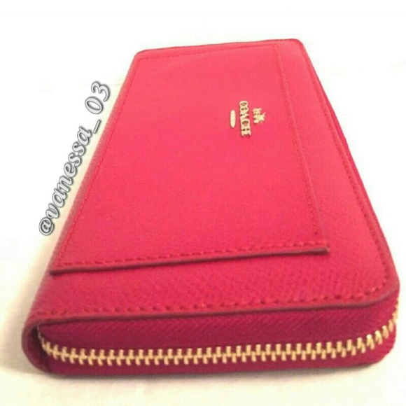 Crossgrain Leather Accordion Zip Around Wallet - Picture 2 of 4