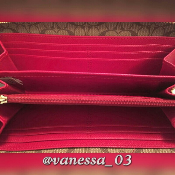 Crossgrain Leather Accordion Zip Around Wallet - Picture 3 of 4