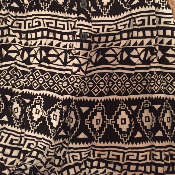 romper - Picture 2 of 3