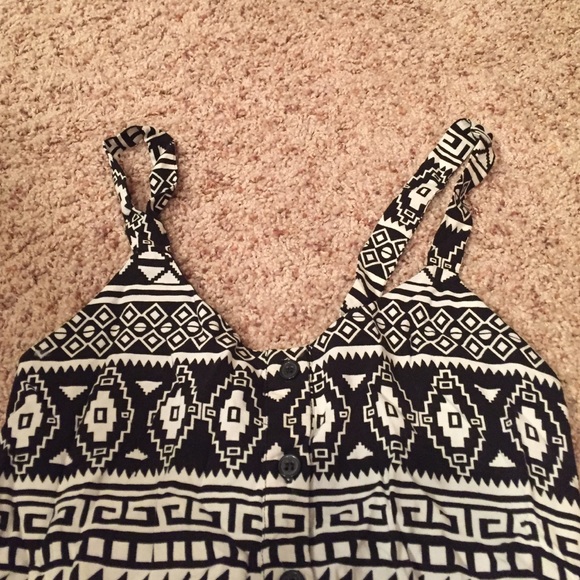 romper - Picture 3 of 3