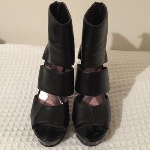 Black Heels Size 6