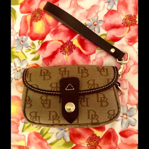 Dooney and Burke NWOT - Picture 2 of 3