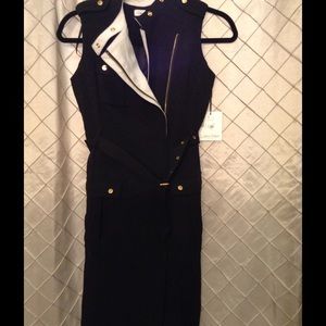 Calvin Klein 2P asymmetrical black dress