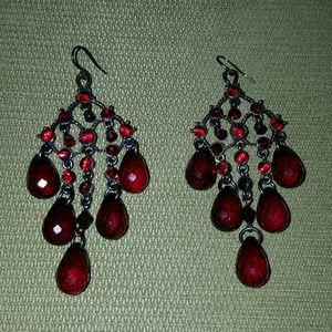 *SALE*  New York & Company Chandelier earrings