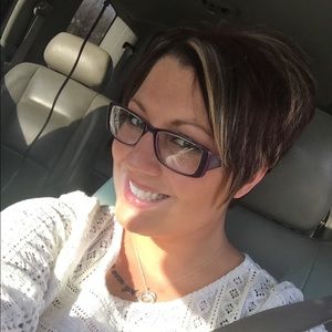 Meet your Posher, Kelli