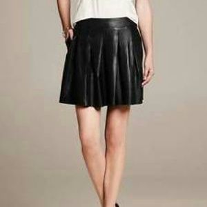 Banana republic leather skirt