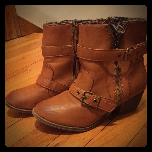 Rock and Candy brown/tan booties.