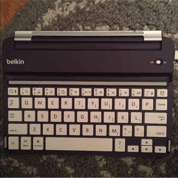 iPad mini wireless keyboard - Picture 1 of 4