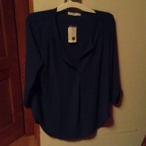 Beautiful chiffon shirt NWT
