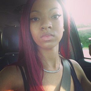 Meet your Posher, Lesley